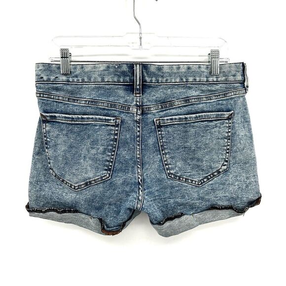 EXPRESS Women's Shortie Low Rise Whiskered Blue Denim Cuffed Shorts Size 6 - Picture 2 of 4